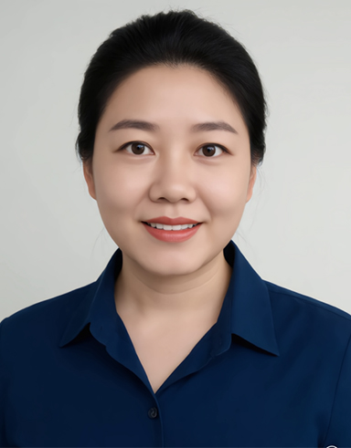 Nana Lee, Financial Director