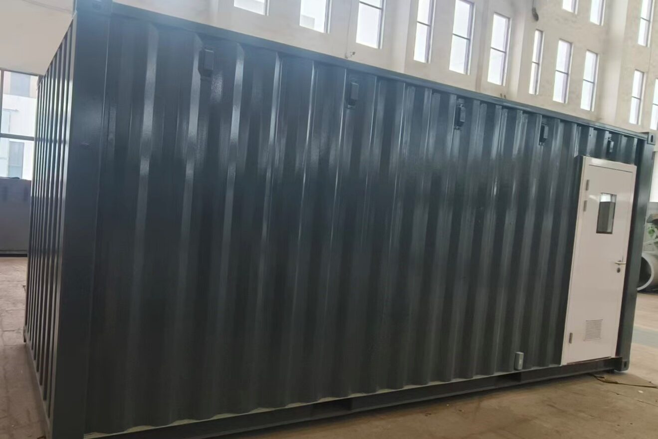 Unit pengolahan air limbah tercontainer siap kirim