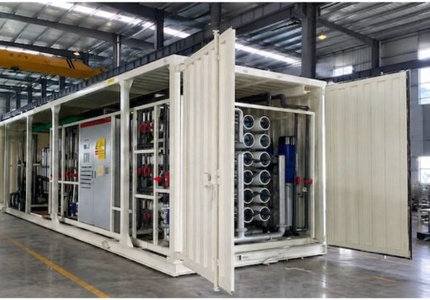 Commercial drinking water treatment system for centralized supply in institutional facilities